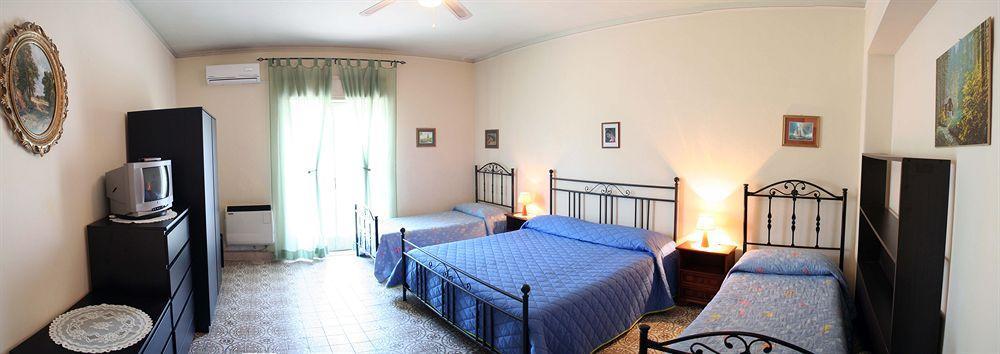 Etna Bed & Breakfast Белпасо Екстериор снимка