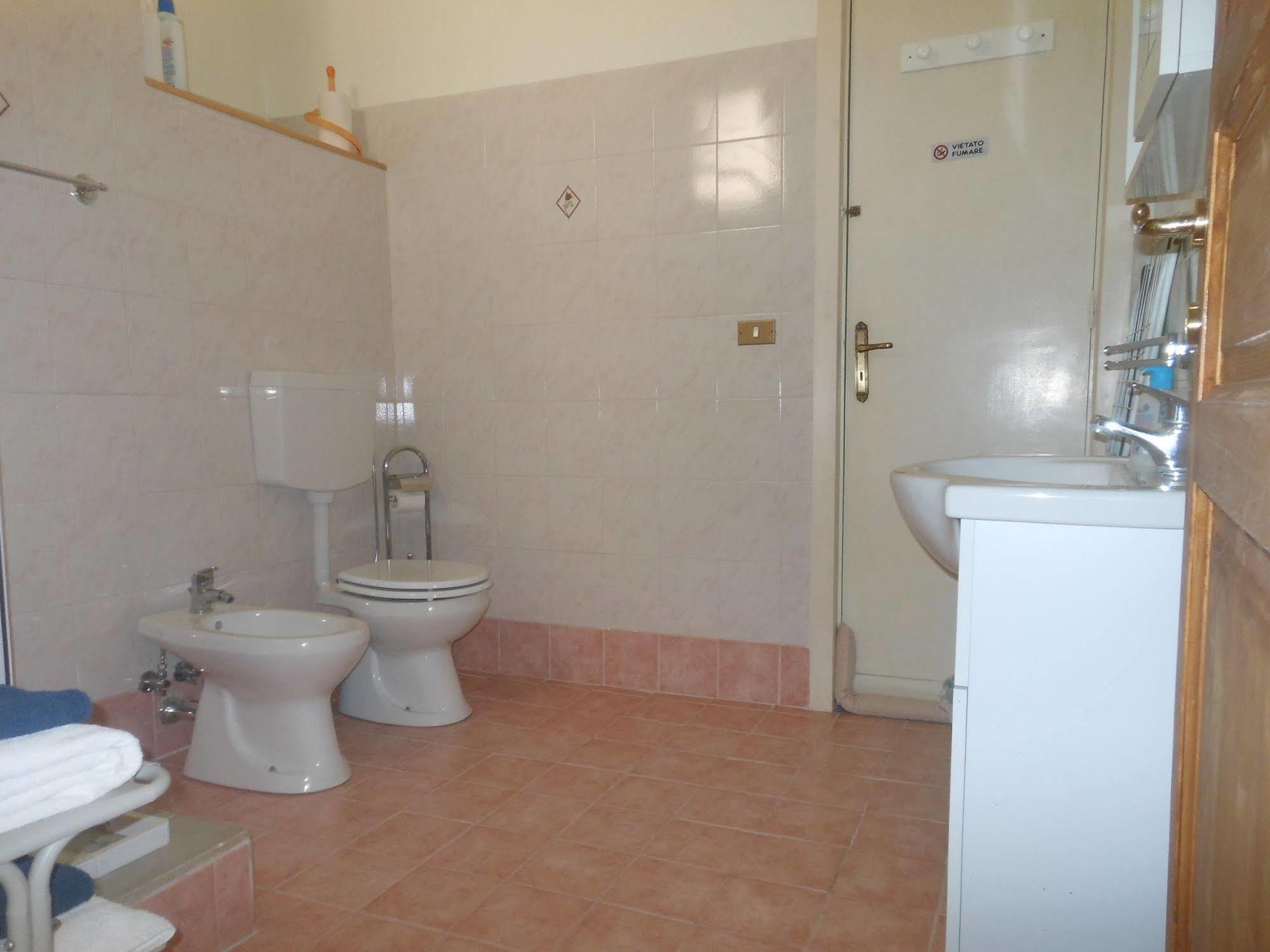 Etna Bed & Breakfast Белпасо Екстериор снимка